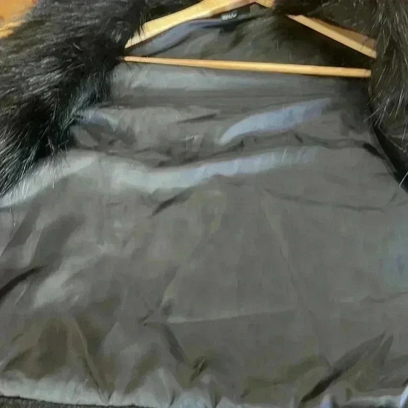 Forever, 21 women’s size large, black vest. - Picture 6 of 6